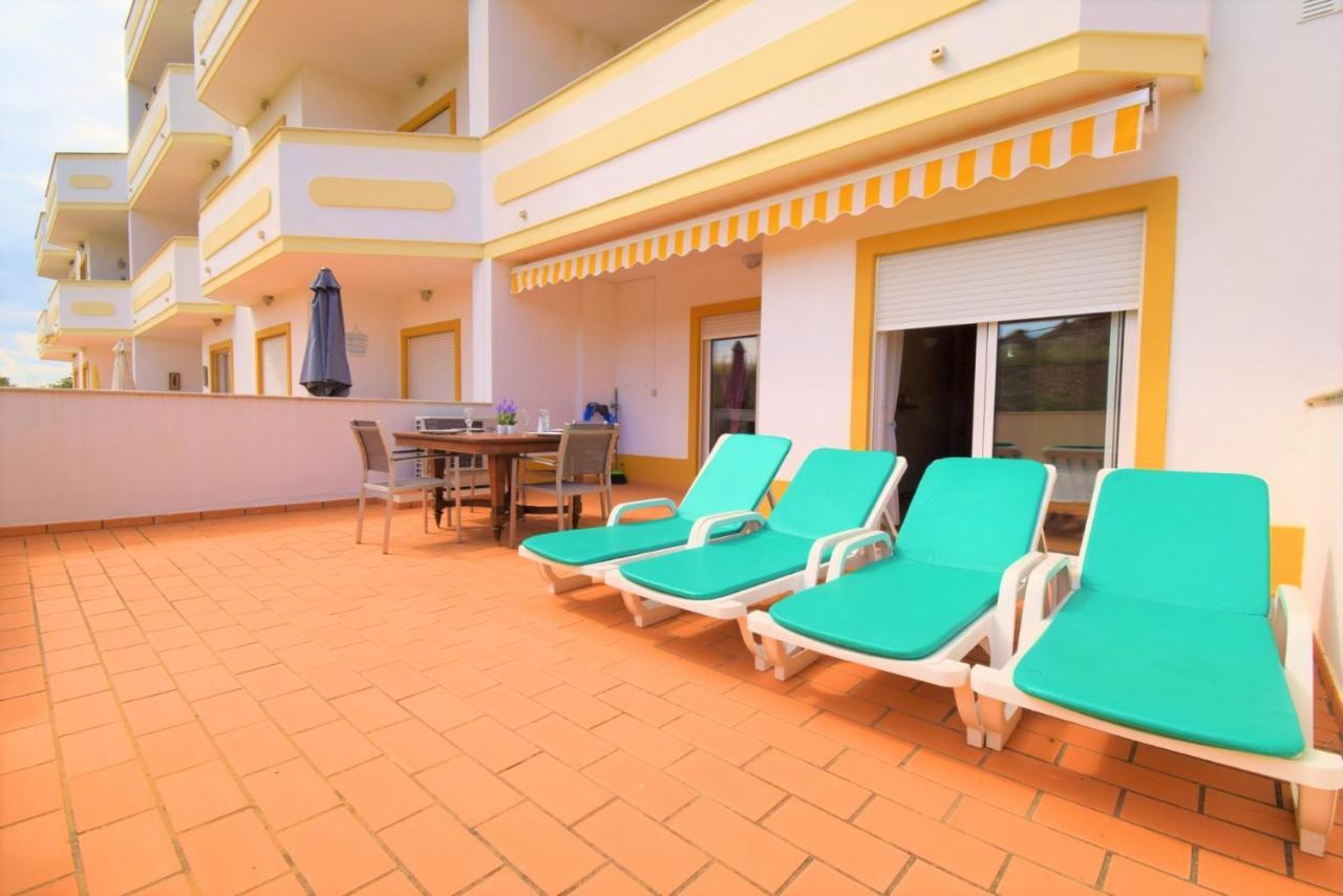 ギーアPrivate Large Terrace Facing The Swimming Poolアパートメント エクステリア 写真